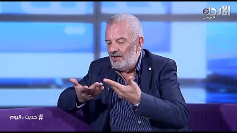 أكرم خزام يتحدث عن اغلاق مكتب الجزيرة في تونس watanserb.com