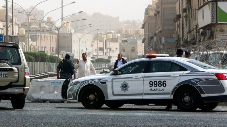 مسؤول حكومي كويتي متهم باختطاف شاب ومحاولة الاعتداء عليه watanserb.com