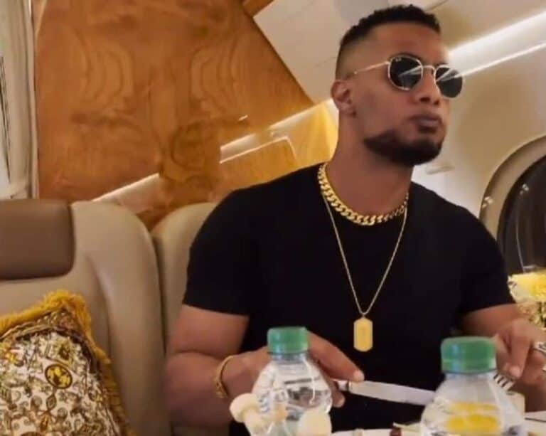 محمد رمضان يتسبب بإغلاق أكبر وأشهر مطاعم دبي! محمد رمضان watanserb.com