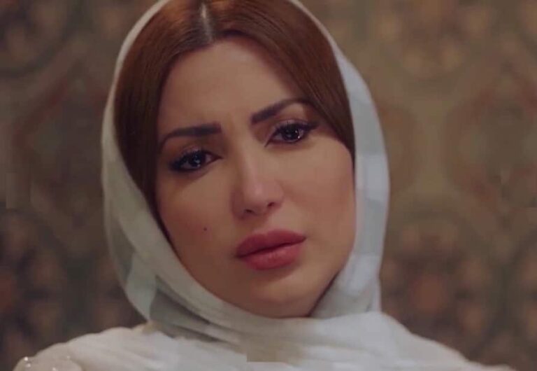 في يوم عرفة .. نسرين طافش بملابس مثيرة للجدل: “نصف حجاب .. وكشفت صدرها”! نسرين طافش بملابس مثيرة للجدل في يوم عرفة watanserb.com