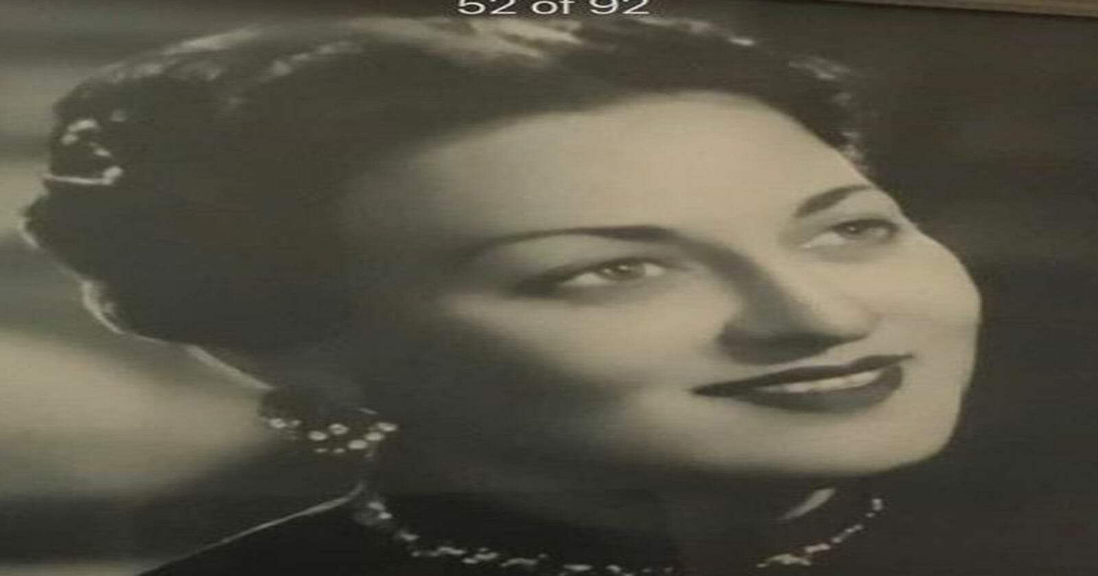 والدة هالة صدقي 