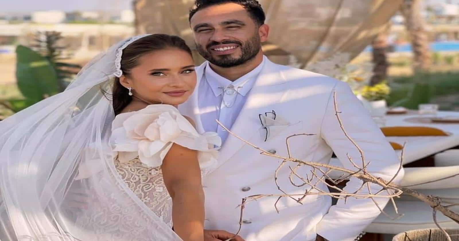 نيللي كريم وزوجها 