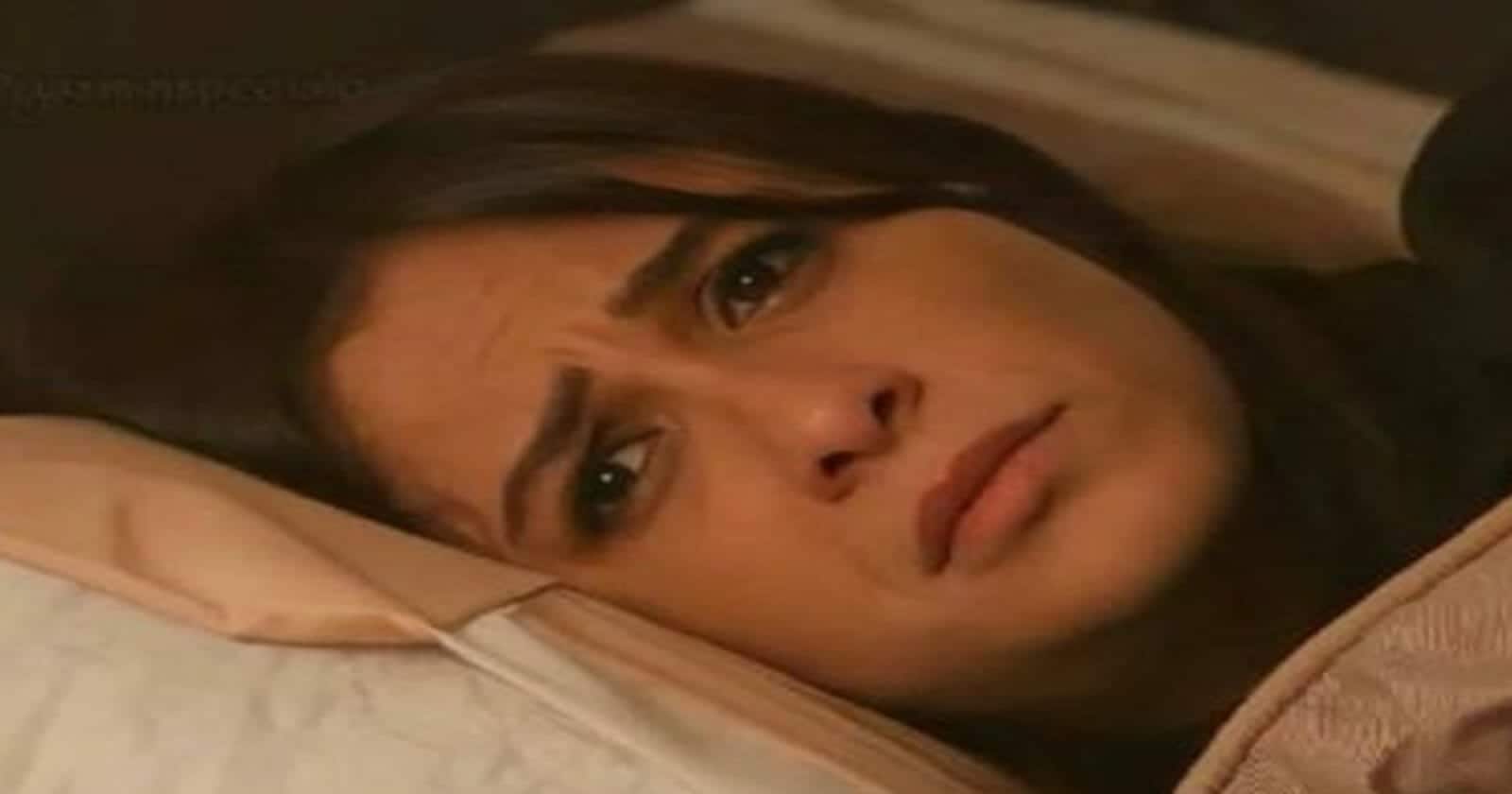 ياسمين عبدالعزيز تصل سويسرا بطائرة إسعاف.. ماذا يحدث معها؟ ياسمين عبدالعزيز بطائرة إسعاف watanserb.com