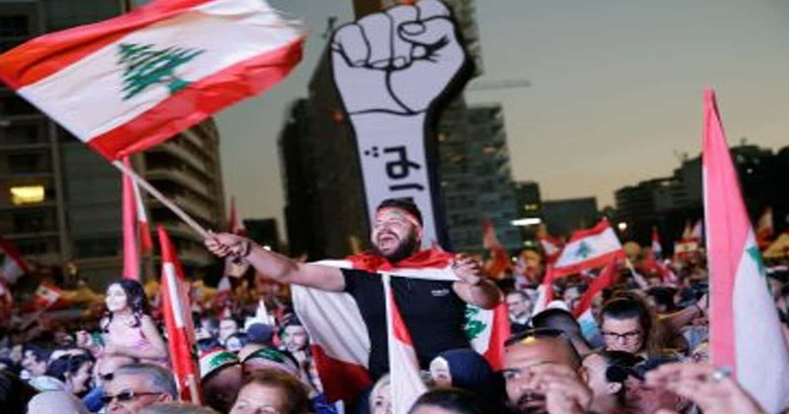 أوبزرفر: “حل وحيد” لوقف الانهيار الشامل في لبنان الانهيار الشامل في لبنان watanserb.com