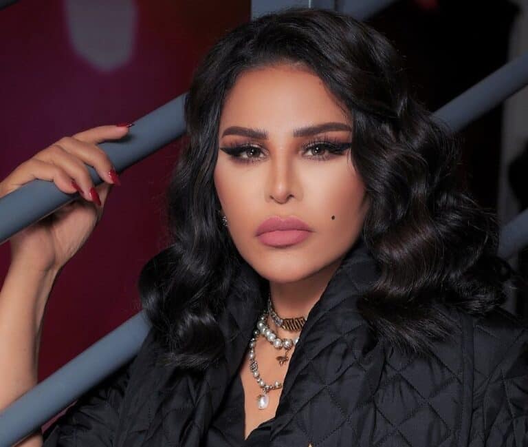 أحلام الشامسي watanserb.com