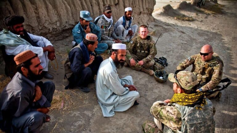 نواب كويتيون يرفضون استقبال بلادهم المترجمين الافغان watanserb.com