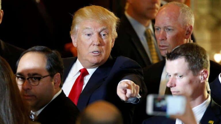 دونالد ترامب watanserb.com