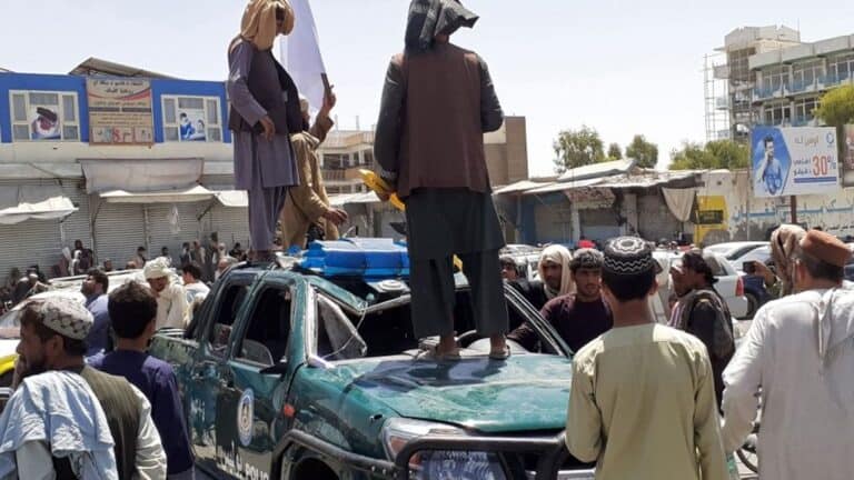 طالبان في قندهار watanserb.com