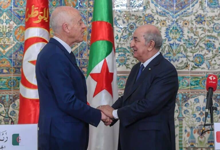 الجزائر وتونس watanserb.com