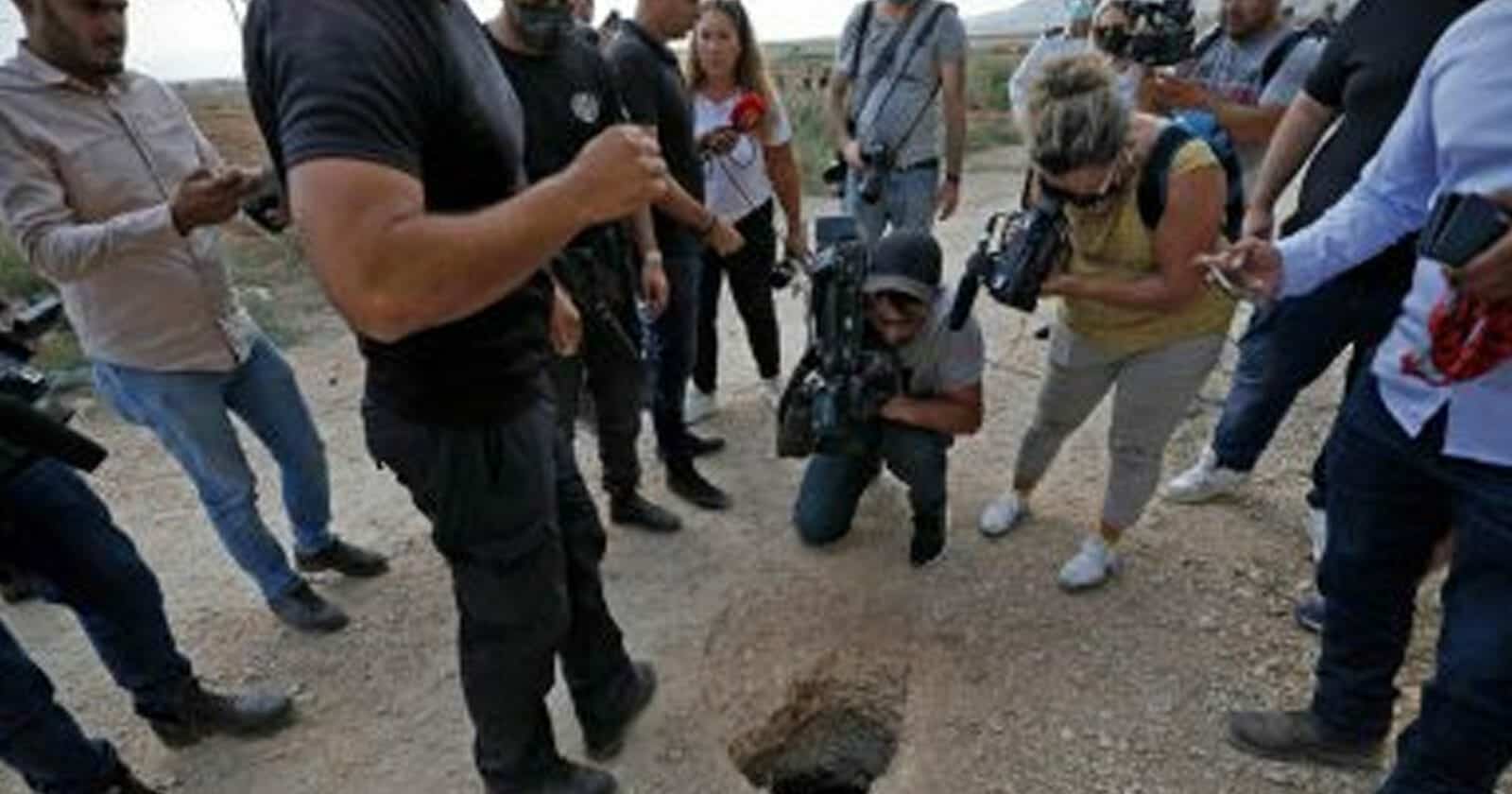 ما أضيق النفق وما أكبر الفكرة نفق سجن جلبوع watanserb.com