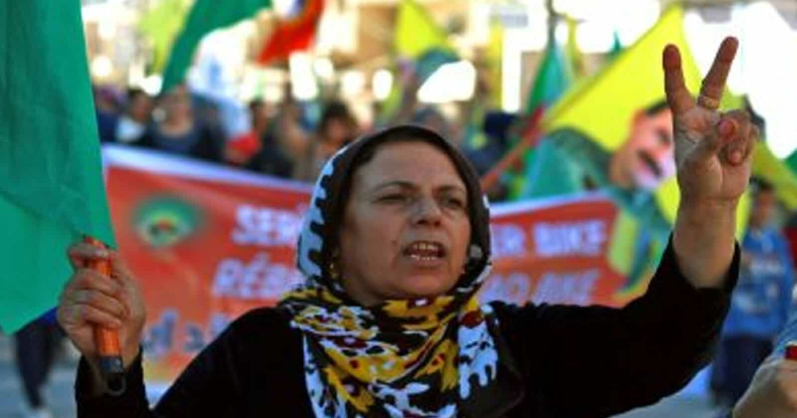 اقبال على الكرد؛ سياسة ام صحوة ضمير؟! اقبال على الكرد watanserb.com