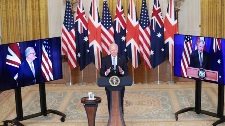 اتفاق AUKUS watanserb.com