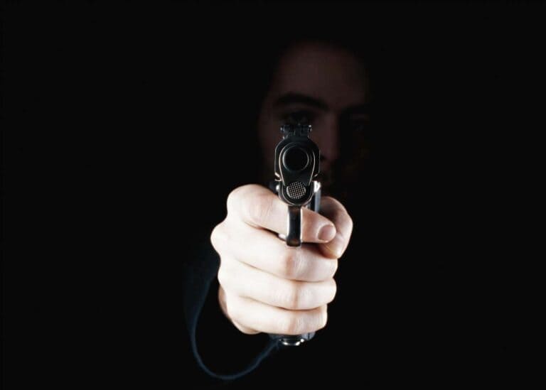 شاب سوري يقتل والده بسبب الميراث watanserb.com