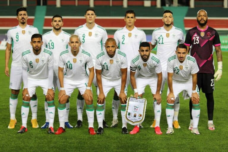 منتخب الجزائر يسقط في فخ التعادل أمام بوركينا فاسو في تصفيات أفريقيا لمونديال كأس العالم (شاهد) منتخب الجزائر وبوركينا فاسو watanserb.com