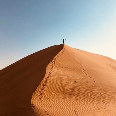 الكثبان الرميلة تتميز بها سلطنة عمان 