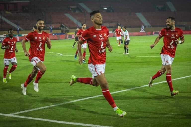 احتفال فريق الزمالك بهدف محمد شريف watanserb.com