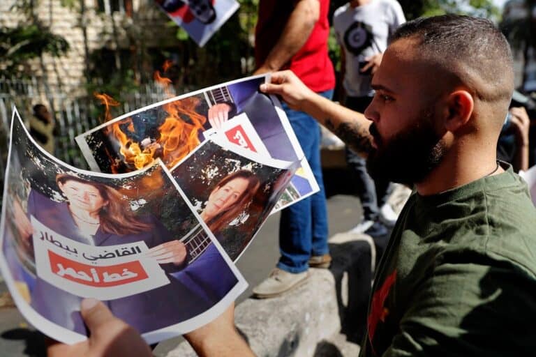 حزب الله والقاضي طارق بيطار watanserb.com