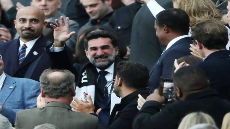 ياسر الرميان وصديقته الاجنبية أماندا ستافيلي watanserb.com