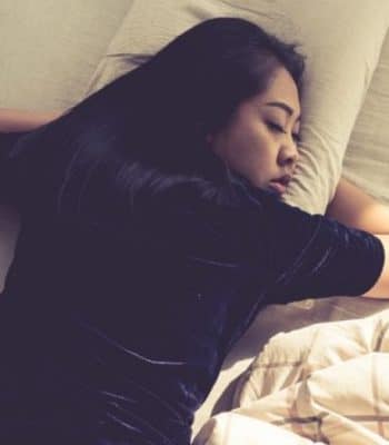 قد تلاحظ أثناء الخريف أن لديك ميل للنوم أكثر من ذي قبل