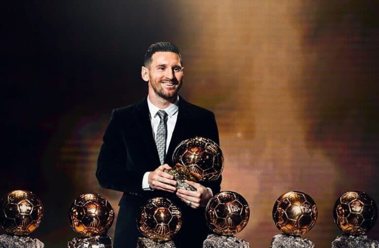 ليونيل ميسي والتتويج بالكرة الذهبية لعام 2021 للمرة السابعة في تاريخه watanserb.com