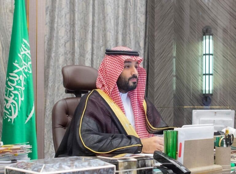 العهد الجديد يقول إن محمد بن سلمان يقضي معظم وقته على يخته خوفاً من هجمات الحوثيين watanserb.com