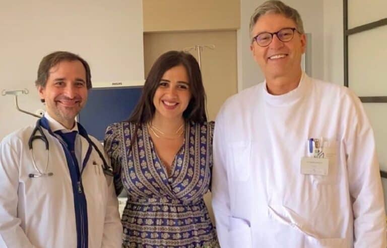 ياسمين عبدالعزيز تكشف تفاصيل مُروعة في أول ظهور بعد أزمتها الصحية ووصيتها الأخيرة لشقيقها! ياسمين عبدالعزيز تكشف تفاصيل مُروعة في أول ظهور بعد أزمتها الصحية watanserb.com