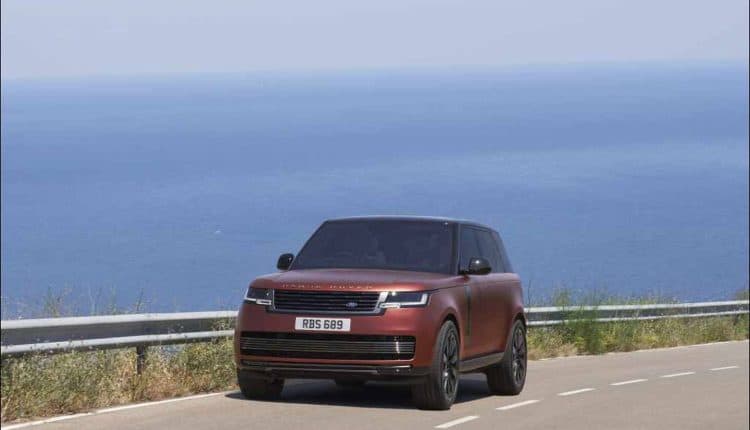 سيارة "Range Rover"