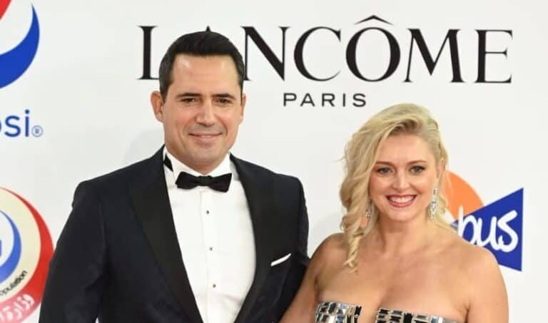 زوجة ظافر العابدين تظهر بإطلالة ساخنة في ختام مهرجان القاهرة! ظافر العابدين وزوجته watanserb.com