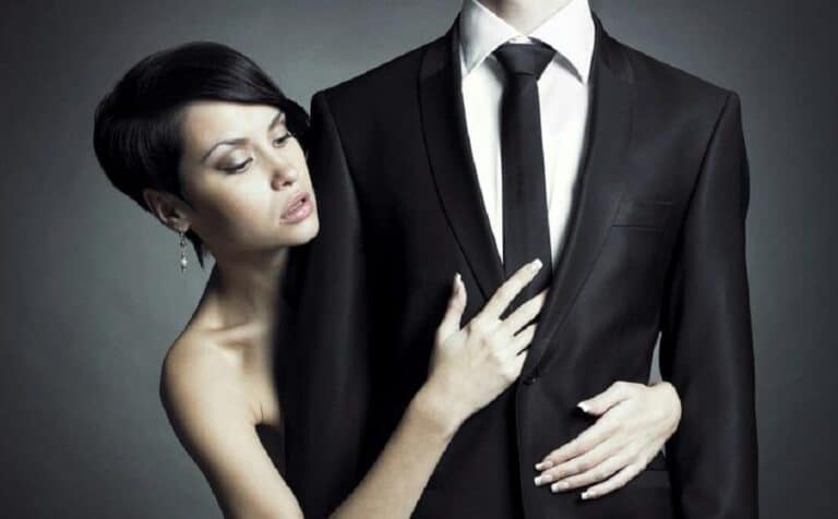 فتاة مغربية تنهي الحياة الزوجية لخمسينية سعودية بعد 35 عاماً watanserb.com