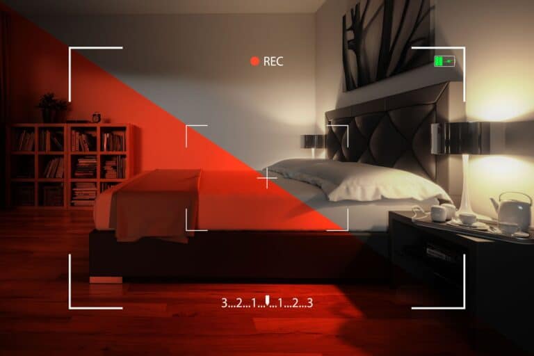 حكم نهائي بحق سيدة كويتية باعت مقاطعها الحميمية مع زوجها لصديقها watanserb.com