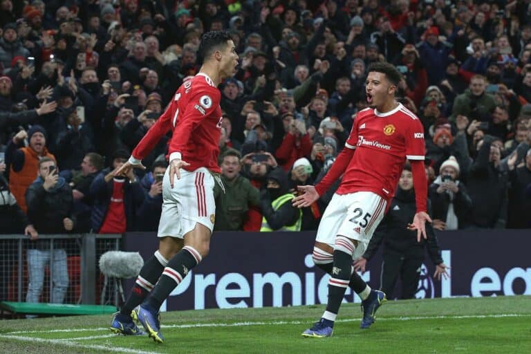 مانشستر يونايتد يهزم أرسنال في قمة البريميرليج المثيرة (شاهد) احتفال مانشتسر يونايتد بعد تسجيله هدف في شباك أرسنال watanserb.com