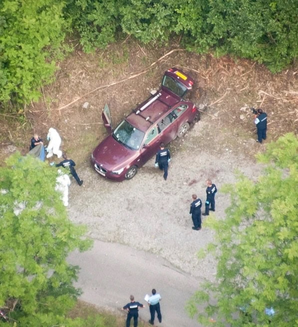 تحير رجال الشرطة الفرنسيون من المذبحة المروعة على مدار السنوات العشر الماضية