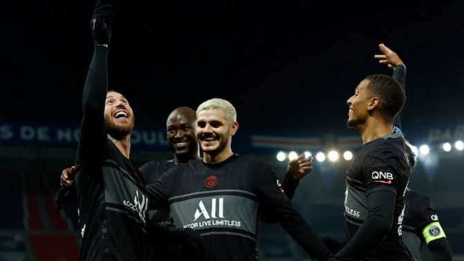 احتفال راموس بهدفه الأول مع باريس سان جيرمان في منافسات الدوري الفرنسي watanserb.com