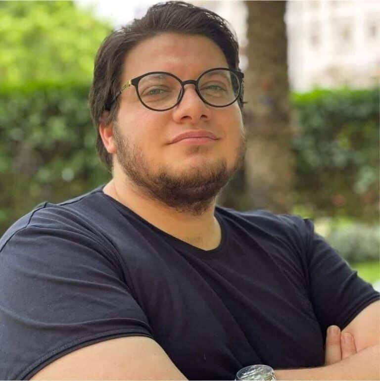 دعوة لمقاطعة شركة بدر للطيران بعد تسليمها معارض للنظام المصري والقبض على مهندس مصري حسام سلام watanserb.com