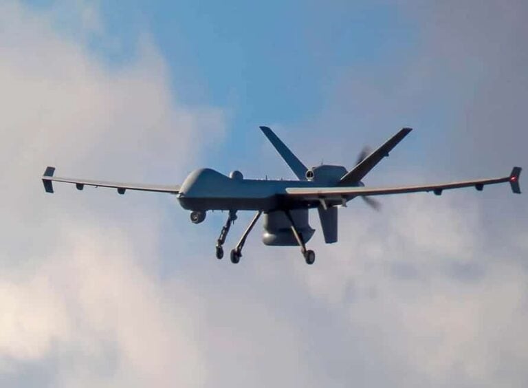 حقيقة اعتراض سلطنة عمان طائرة مفخخة أطلقها الحوثيون باتجاه الإمارات watanserb.com