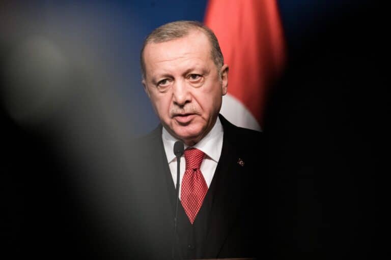 يديعوت تزعم مان أردوغان يعاني مشاكل في القلب وتلقى مشورة من طبيب إسرائيلي watanserb.com