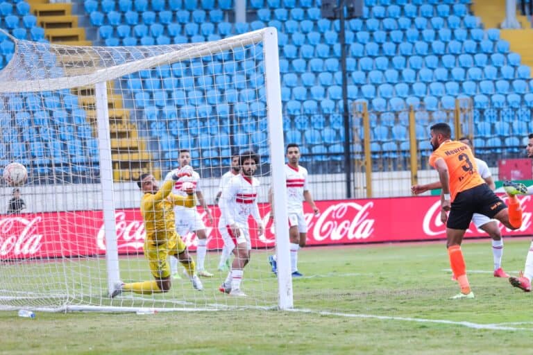 الزمالك يتعثر بالخسارة أمام فاركو في كأس الرابطة المصرية (شاهد) مباراة فاركو والزمالك في منافسات الرابطة المصرية watanserb.com
