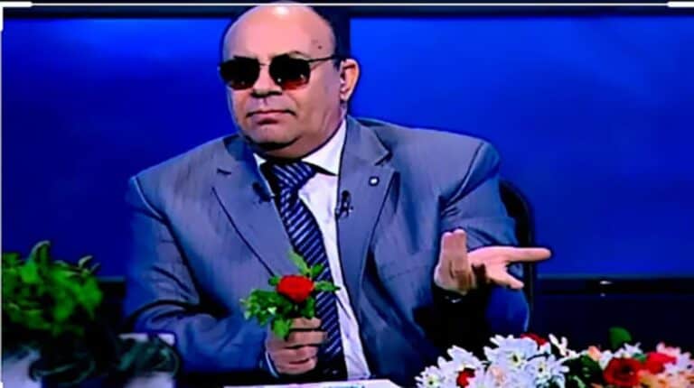 رد صادم من مبروك عطية على سؤال شاب شاهد عمته مع شخص غريب بوضع مشبوه watanserb.com