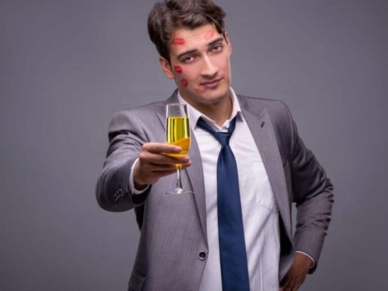 3 مشروبات شائعة تؤثر على الحياة الجنسية للرجال watanserb.com