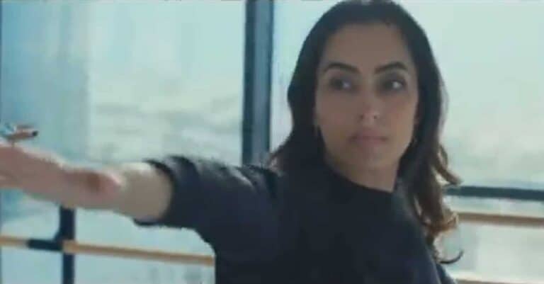 إعلان شركة زين الكويتية المثير للجدل watanserb.com