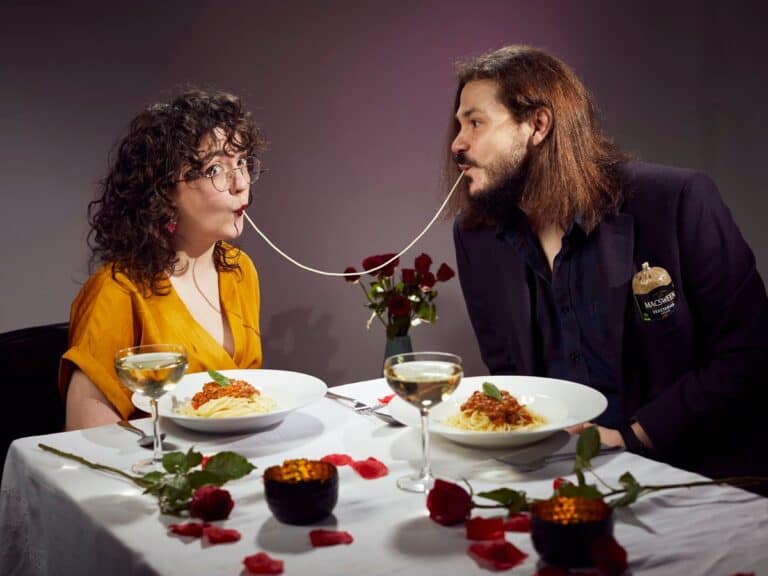 أطعمة لتعزيز الرغبة الجنسية قبل عيد الحب watanserb.com