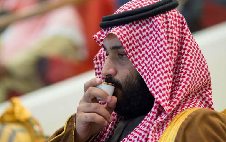 محمد بن سلمان لا يشرب القهوة إلا من موثوقين watanserb.com