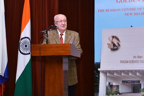 دبلوماسيون روس