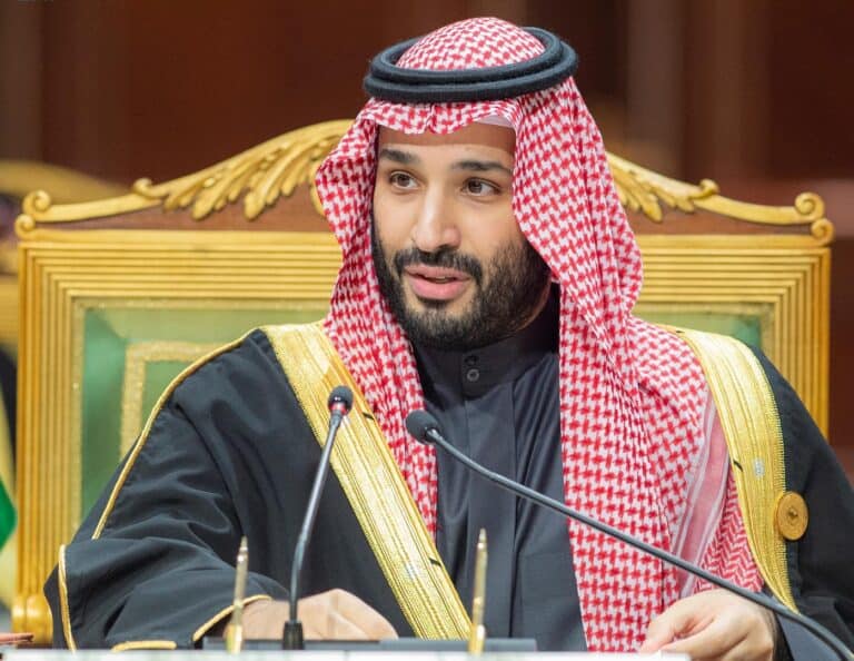 محمد بن سلمان متغطرس ومثير للإشمئزاز .. افتتاحية “واشنطن بوست”: حاكم قاتل يجب أن يقف عند حده! واشنطن بوست تصف محمد بن سلمان بأنه متغطرس ومثير للإشمئزاز watanserb.com