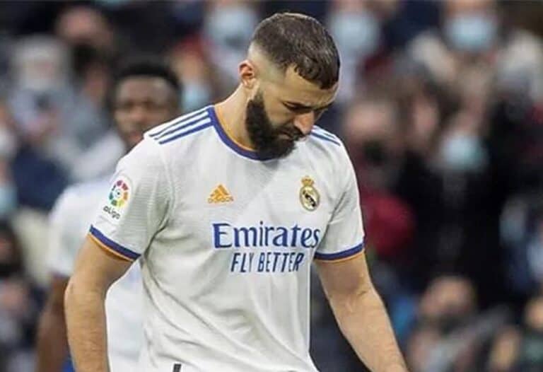 كريم بنزيما يغيب عن تشكيلة قمة الكلاسيكو أمام غريمه برشلونة watanserb.com