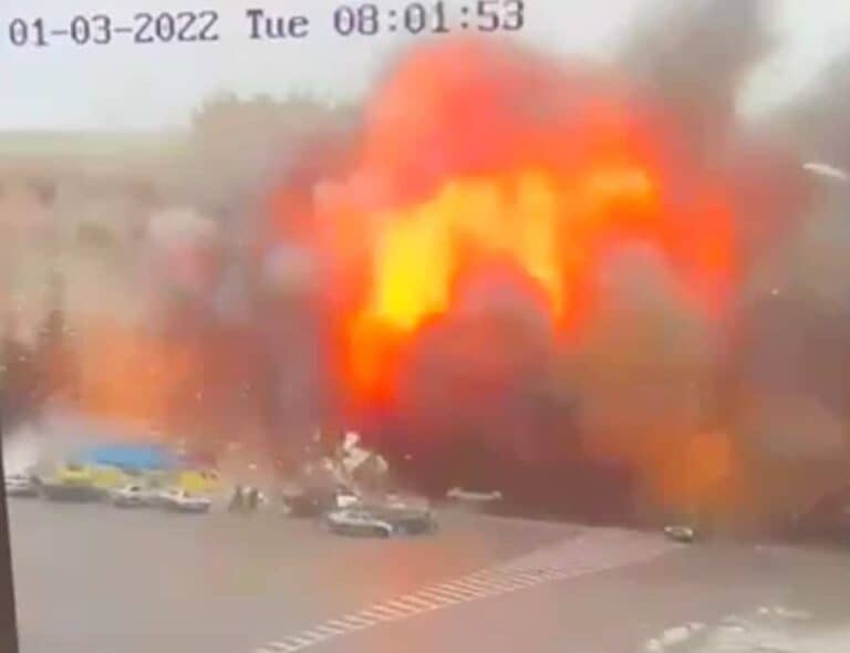 استهداف مبنى الإدارة الإقليمية في خاركيف بصاروخ كروز watanserb.com