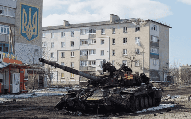 أحدهم حرب مع الناتو .. “ديلي ميل” تنشر السيناريوهات الـ5 الأكثر ترجيحًا لما سيحدث بأوكرانيا سيناريوهات الحرب الروسية على أوكرانيا watanserb.com