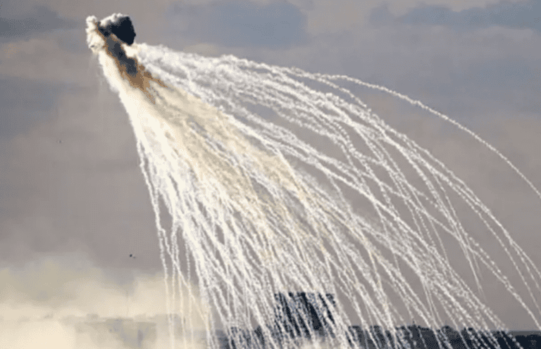 الفوسفور الأبيض سلاح محظور استخدمته روسيا في أوكرانيا watanserb.com