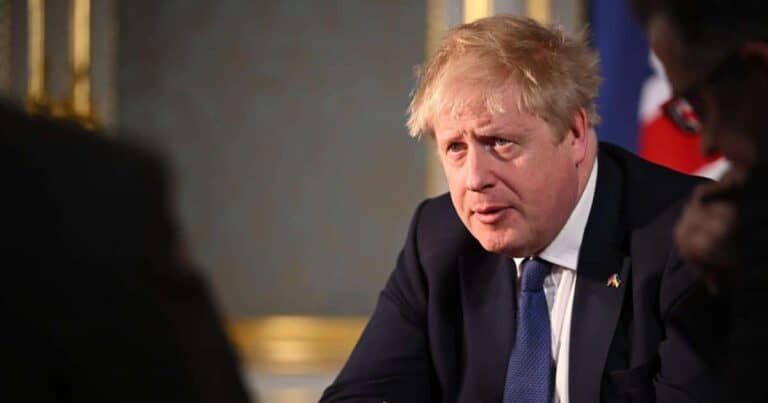 خفض أسعار النفط العالمية watanserb.com