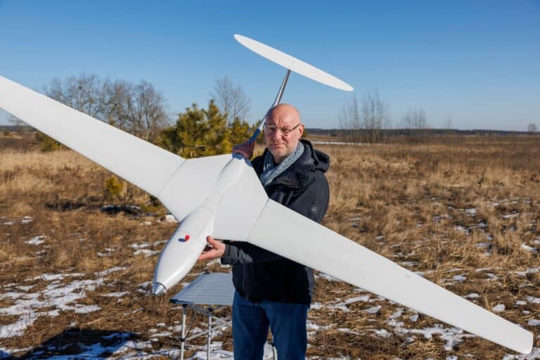 طائرة بانيشر watanserb.com